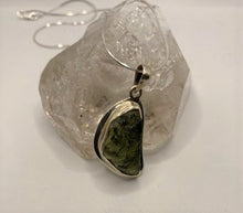 Load image into Gallery viewer, Moldavite Pendant w/ 20in Snake Chain