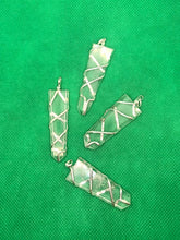 Load image into Gallery viewer, Clear Quartz Wire Wrapped Flat Pendent